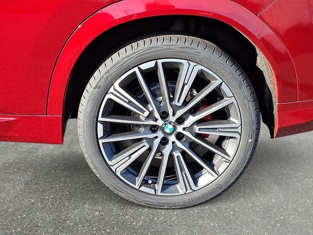 New 2026 Vegas Red Metallic BMW xDrive28i image 8