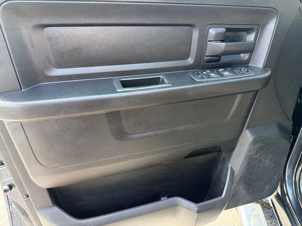 Used 2022 Gray Ram Tradesman image 9