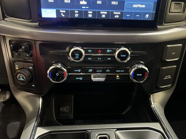 New 2026 Oxford White Ford XLT image 15