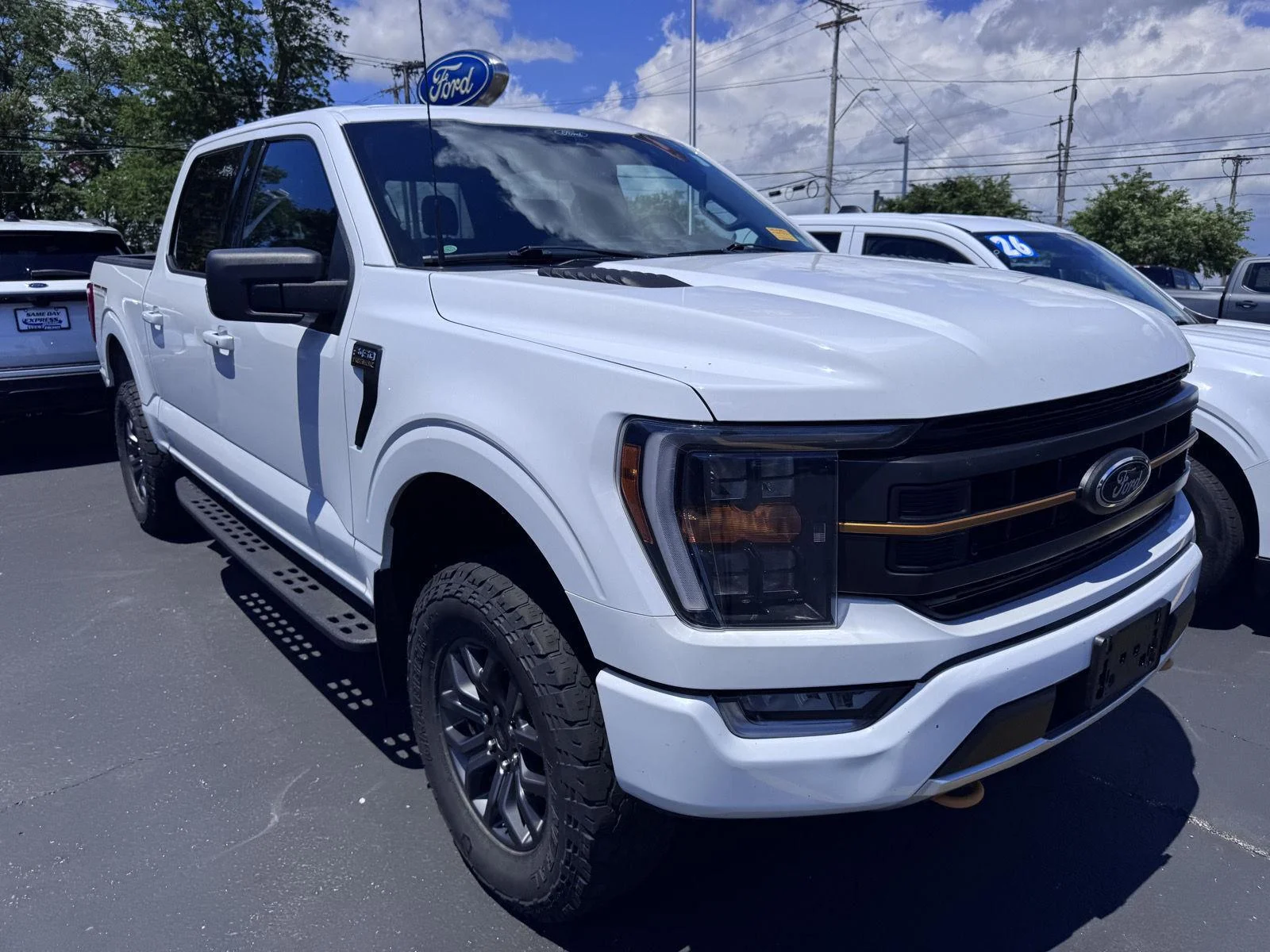 Used 2021 Oxford White Ford Tremor image 3