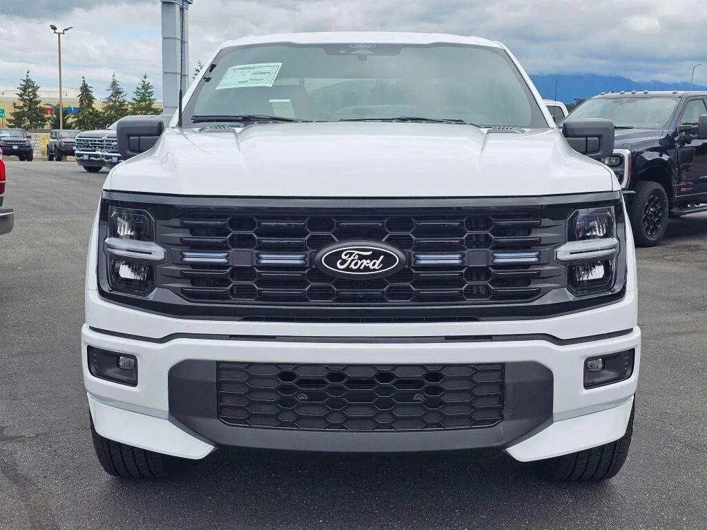 New 2026 Oxford White Ford STX® image 8