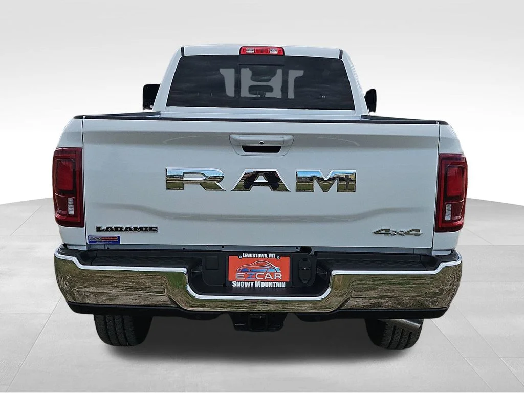 2026 RAM 3500 Laramie - Photo 14
