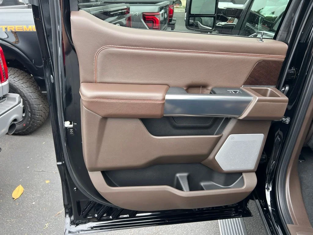 New 2026 Agate Black Metallic Ford F-250® King Ranch® image 16