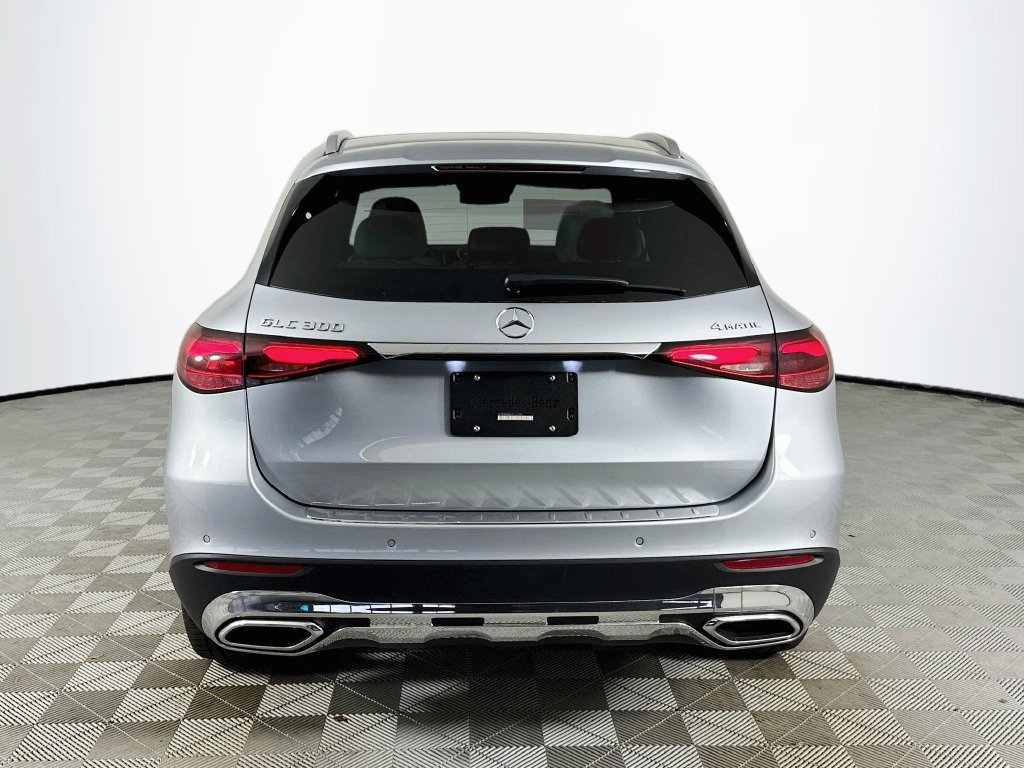 New 2027 Cirrus Silver Metallic Mercedes-Benz GLC 300 image 40