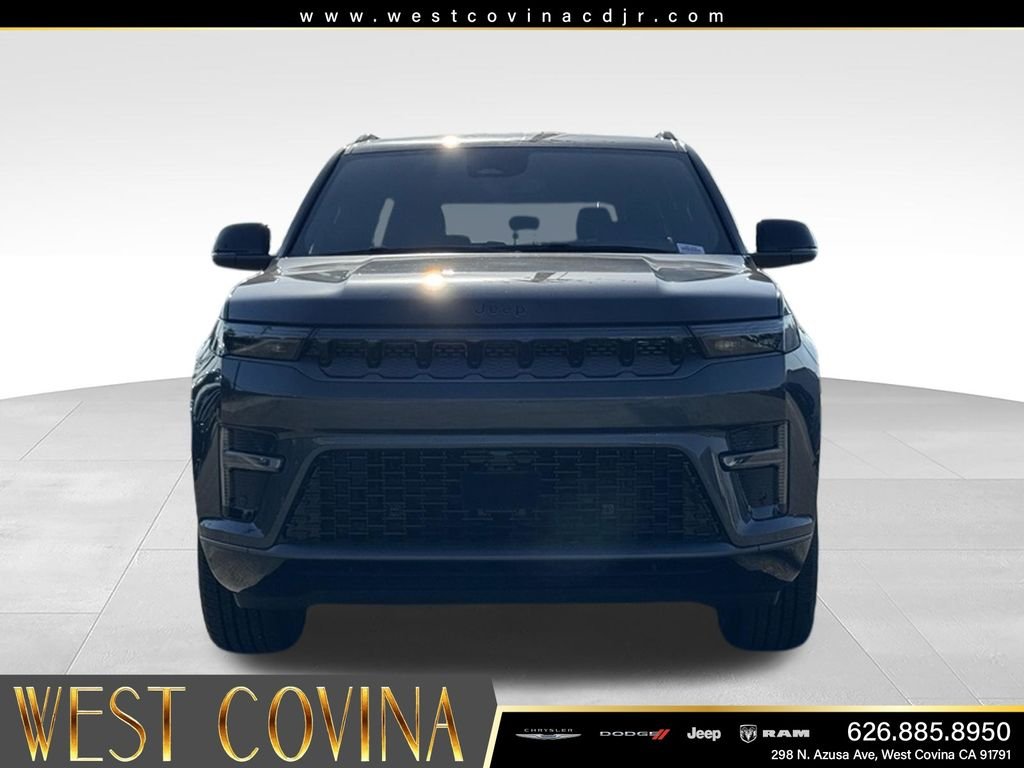 New 2026 Baltic-Gray Metallic Clear-Coat Exterior Paint Jeep Limited Altitude image 3