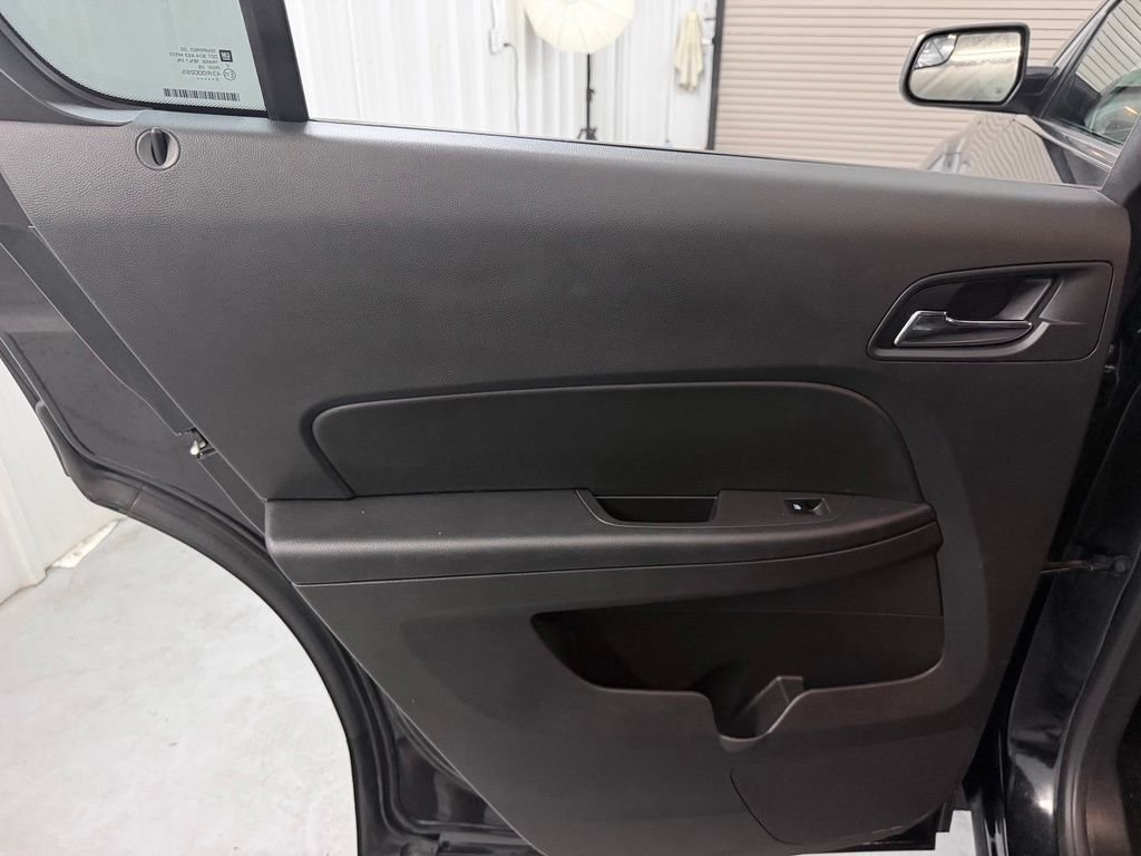 Used 2013 Black Chevrolet LT image 27