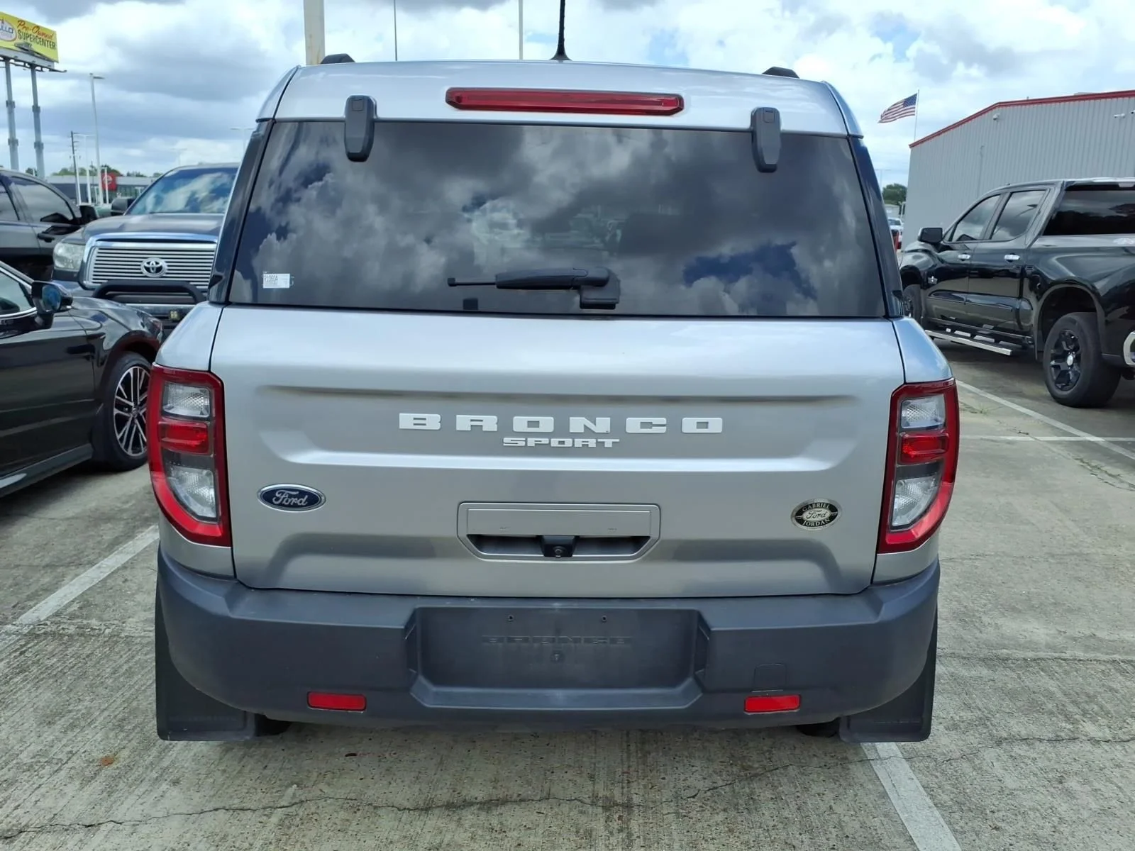 Used 2022 Silver Ford Big Bend image 6