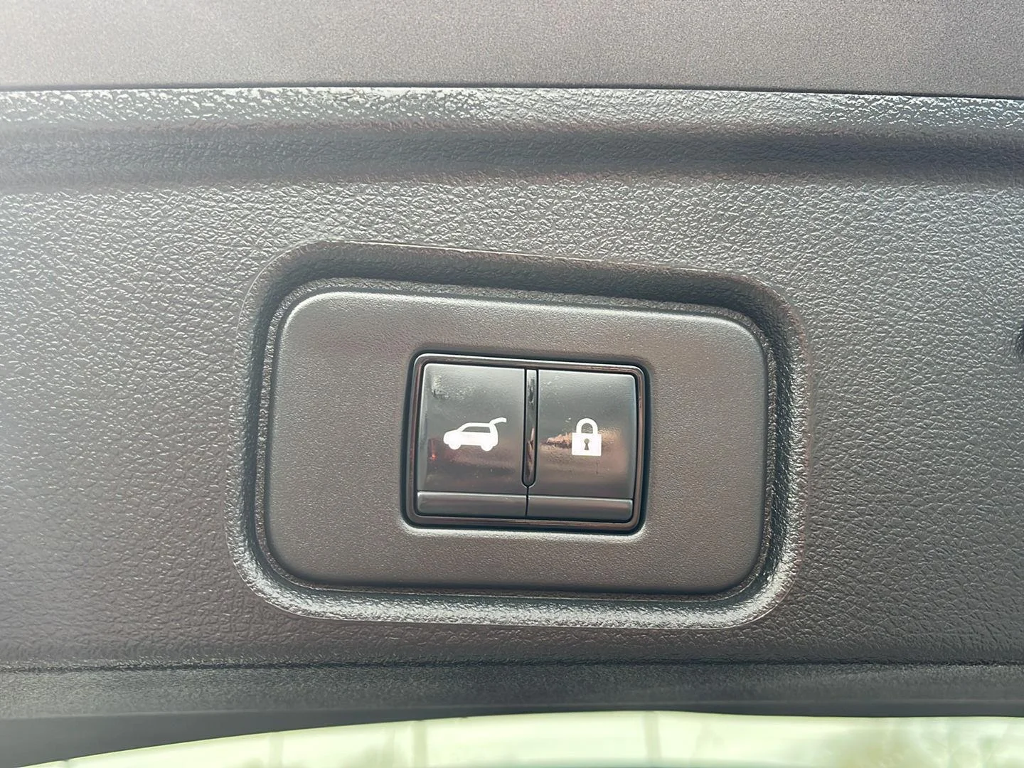 Used 2024 Gun Metallic Nissan Platinum image 25