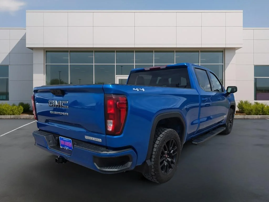 Used 2024 Dynamic Blue Metallic GMC Elevation image 8