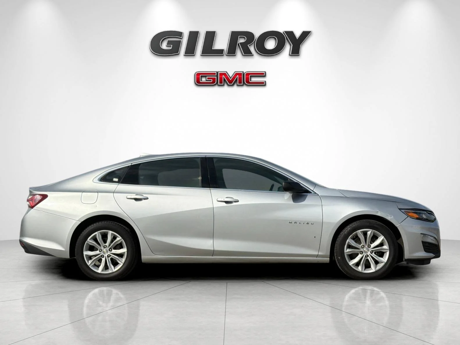 Used 2020 SILVER ICE METALLIC Chevrolet LT image 2