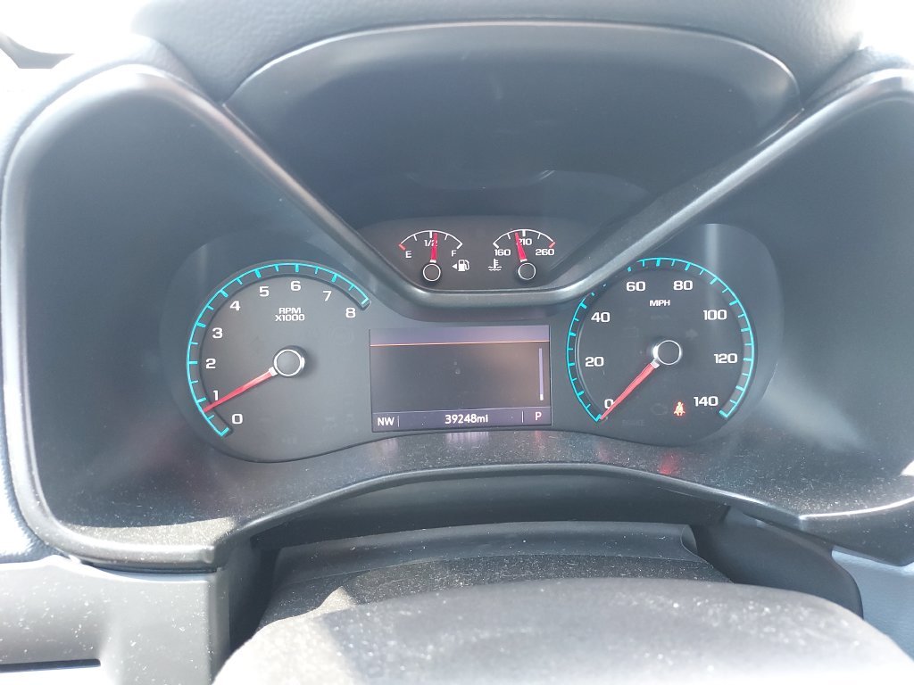 Used 2022 Gray Chevrolet Z71 image 18