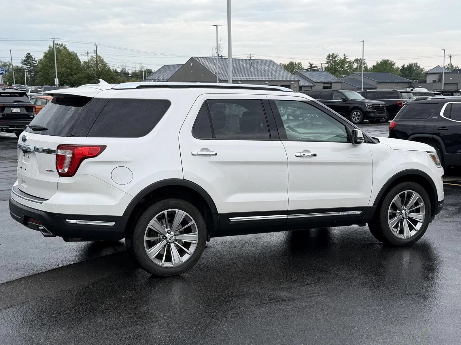 Used 2018 White Platinum Metallic Tri-Coat Ford Limited image 4
