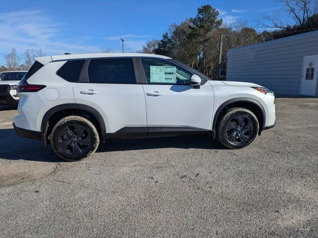 New 2026 Everest White Pearl TriCoat Nissan SV image 3