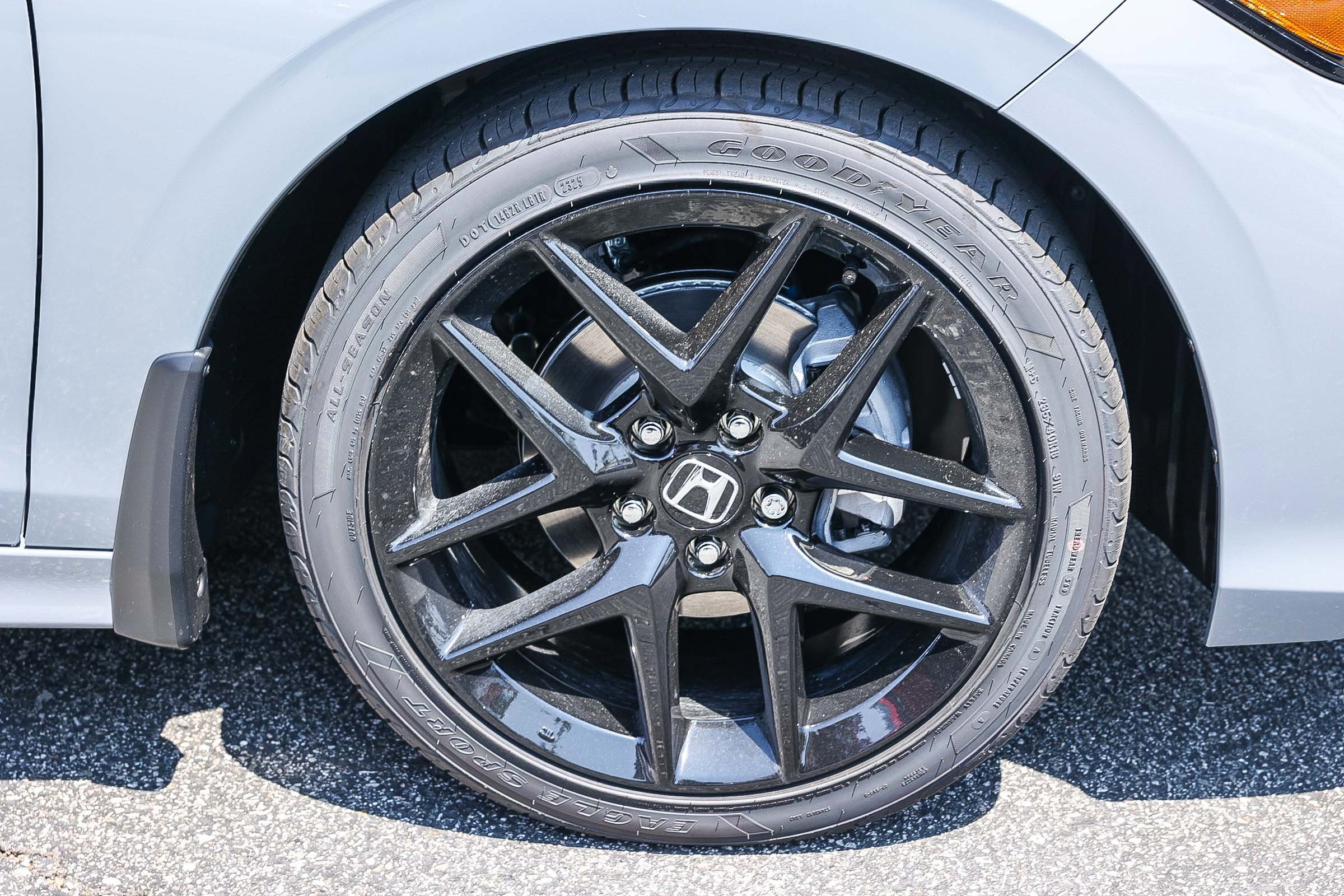 New 2026 URBAN GRAY PEARL Honda Sport CVT image 11
