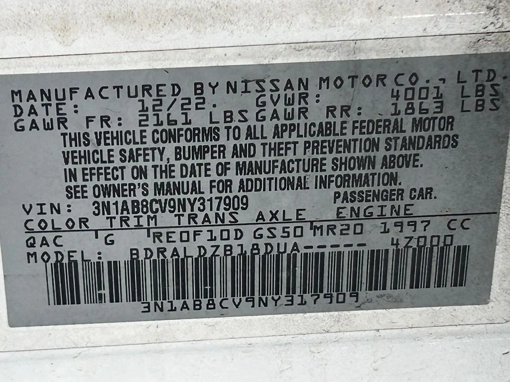 Used 2022 Aspen White TriCoat Pearl Nissan SV image 44