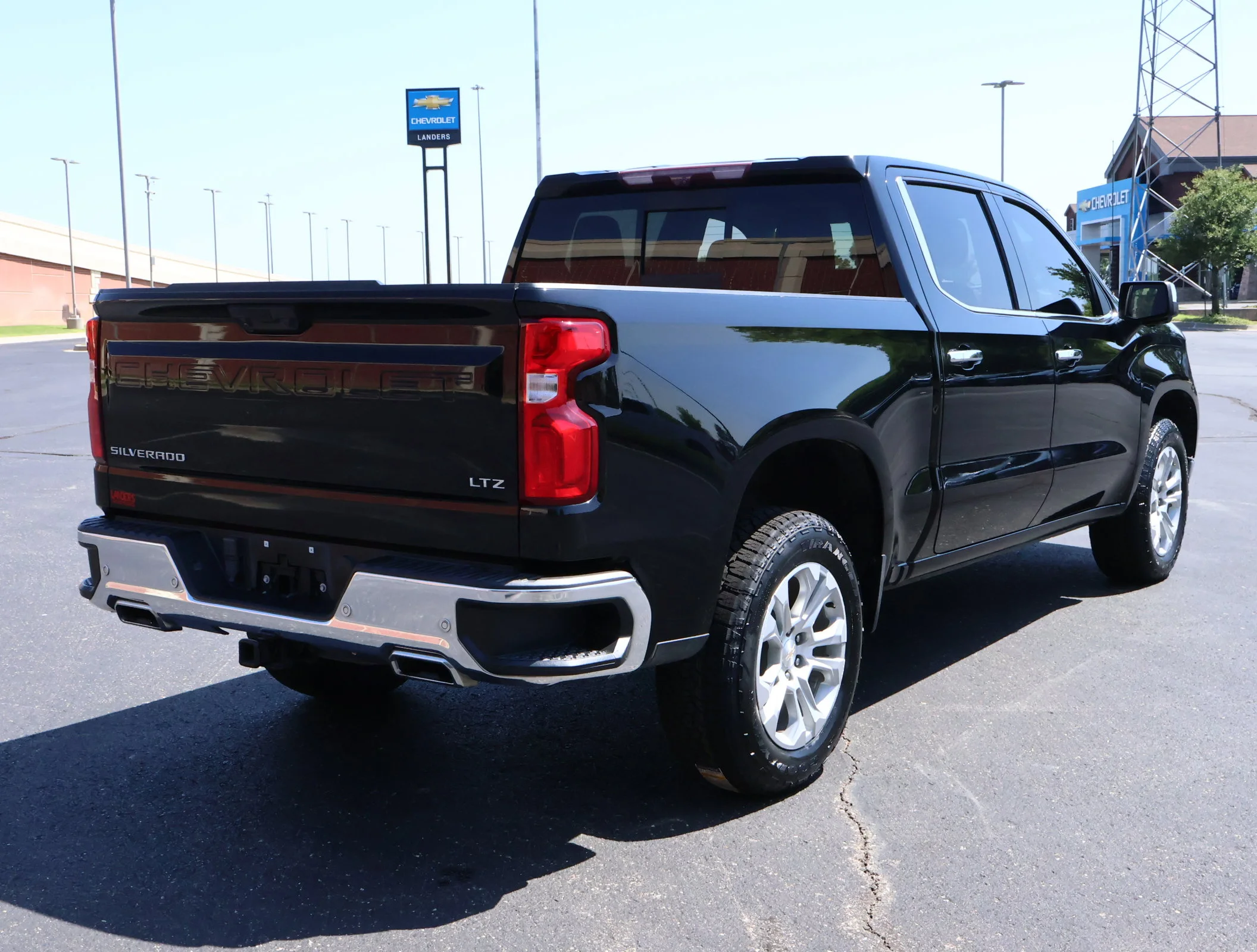 Used 2022 Black Chevrolet LTZ image 32