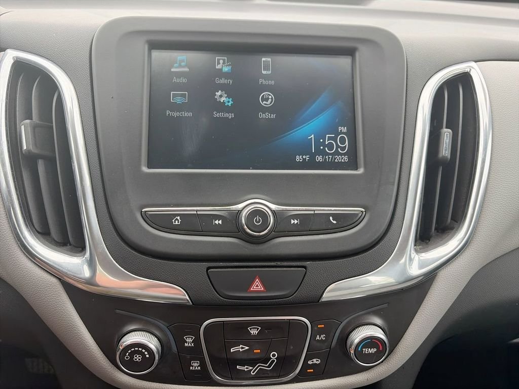 Used 2018 White Chevrolet LS image 17