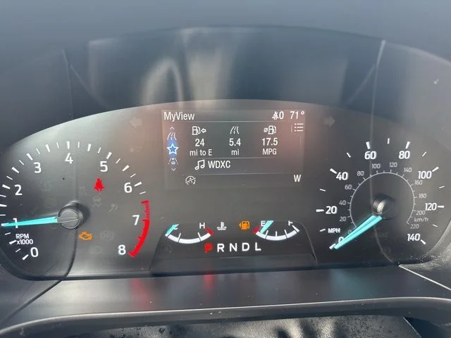 Used 2021 Gray Ford SE image 28