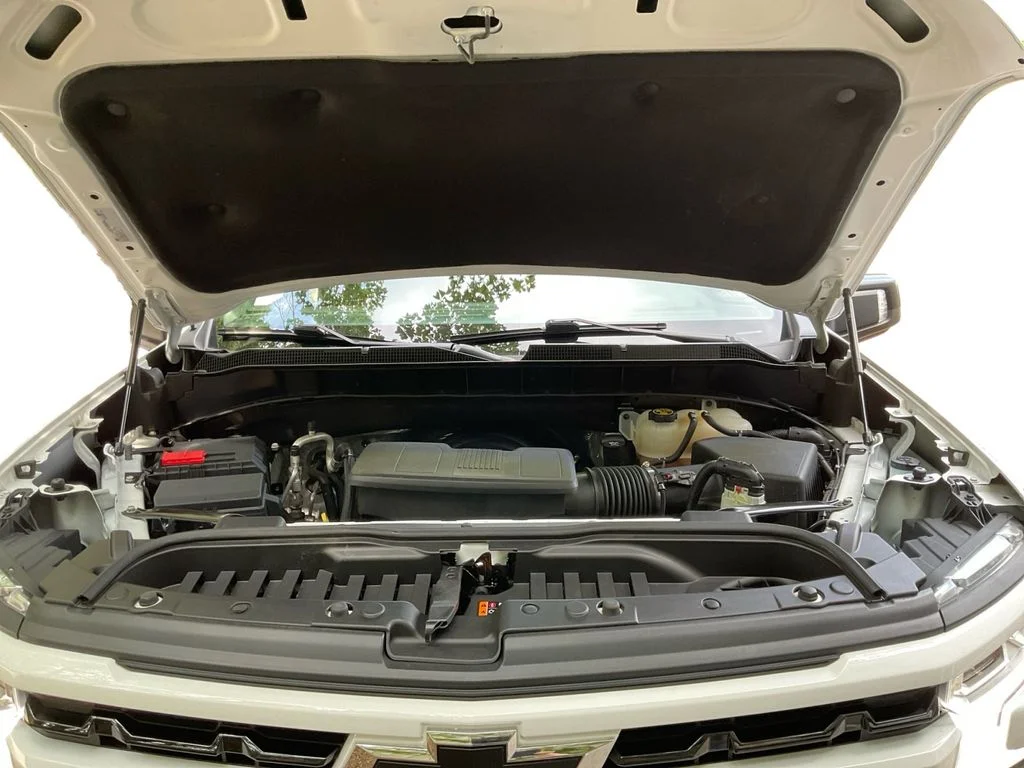 Used 2023 White Chevrolet RST image 14