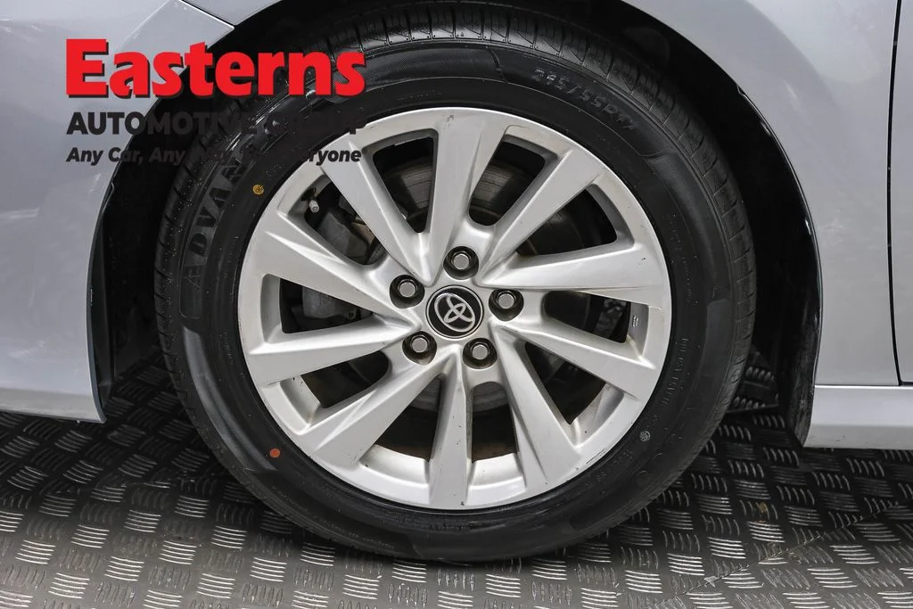 Used 2023 Silver Toyota LE image 32
