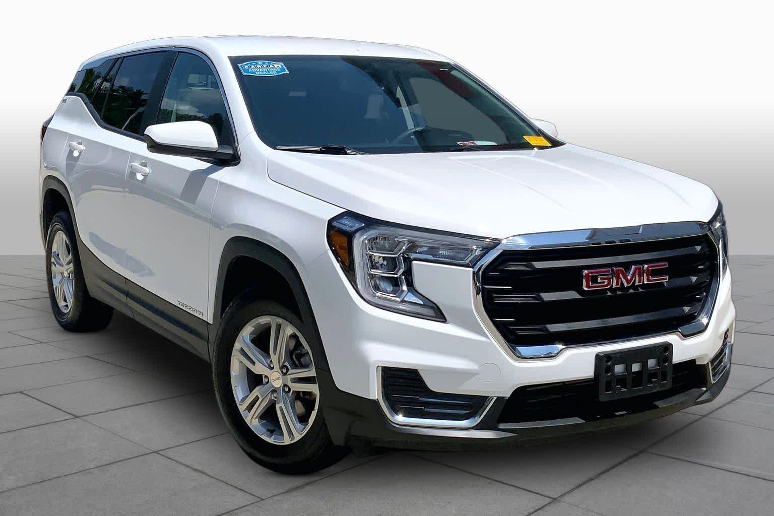 Pre-Owned 2024 GMC Terrain SLE