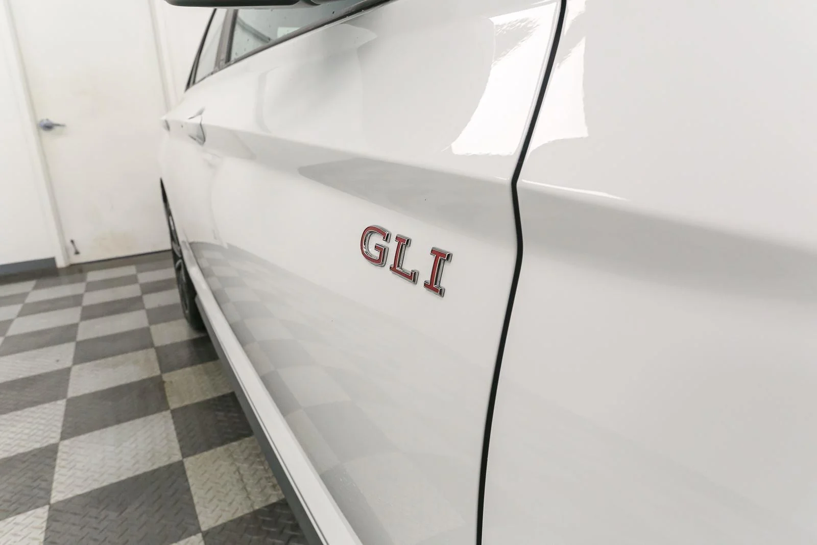 New 2026 Pure White Volkswagen Autobahn image 7