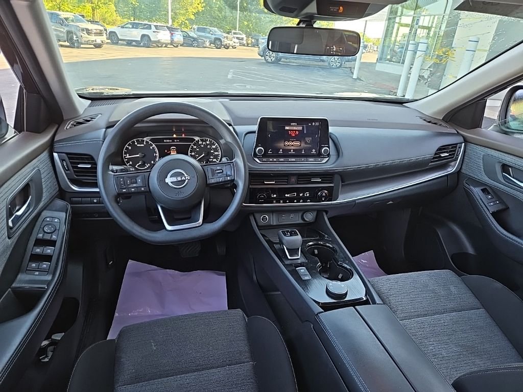 Used 2023 Black Nissan SV image 17