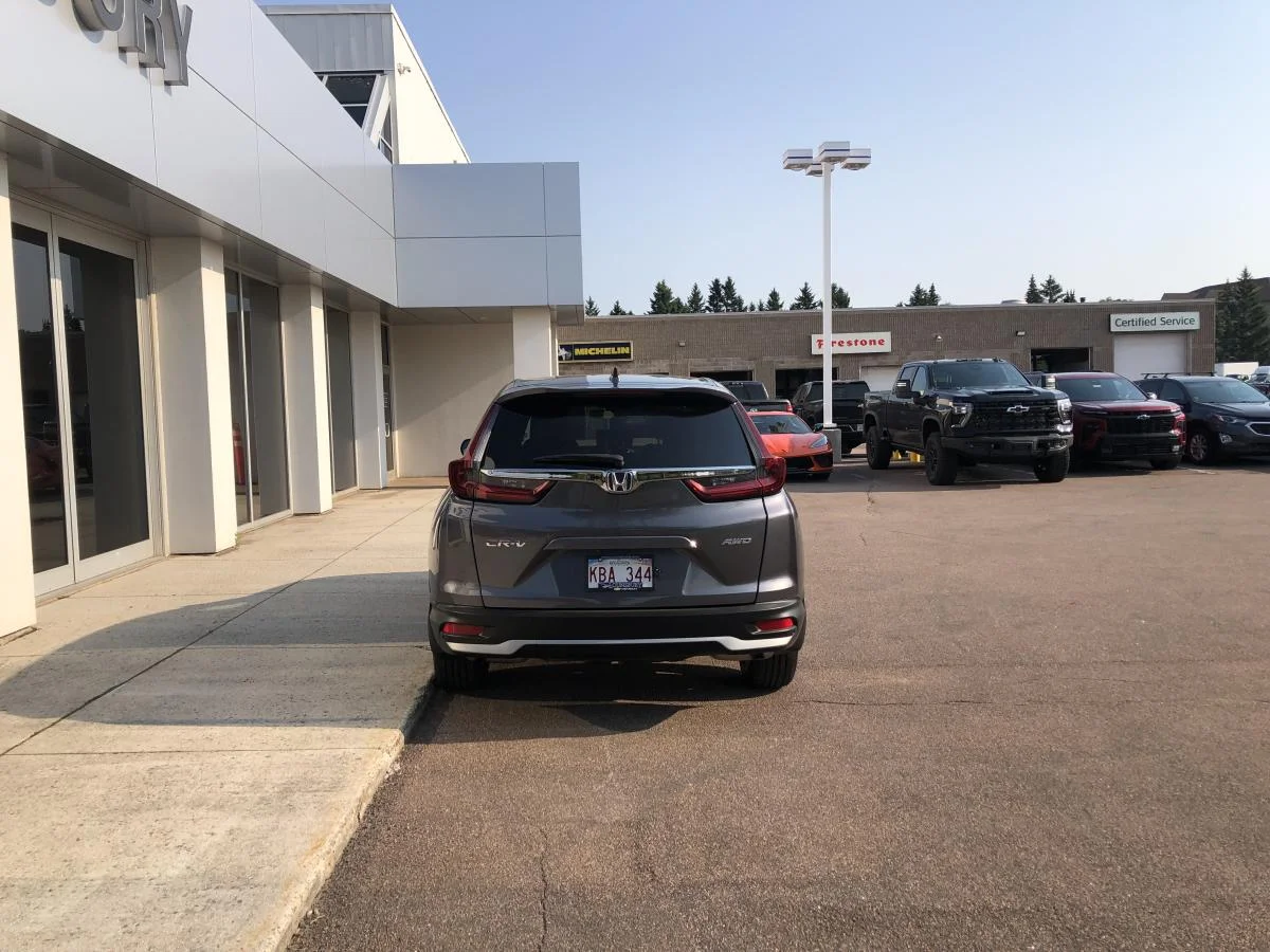 Used 2020 Silver Honda LX AWD image 7
