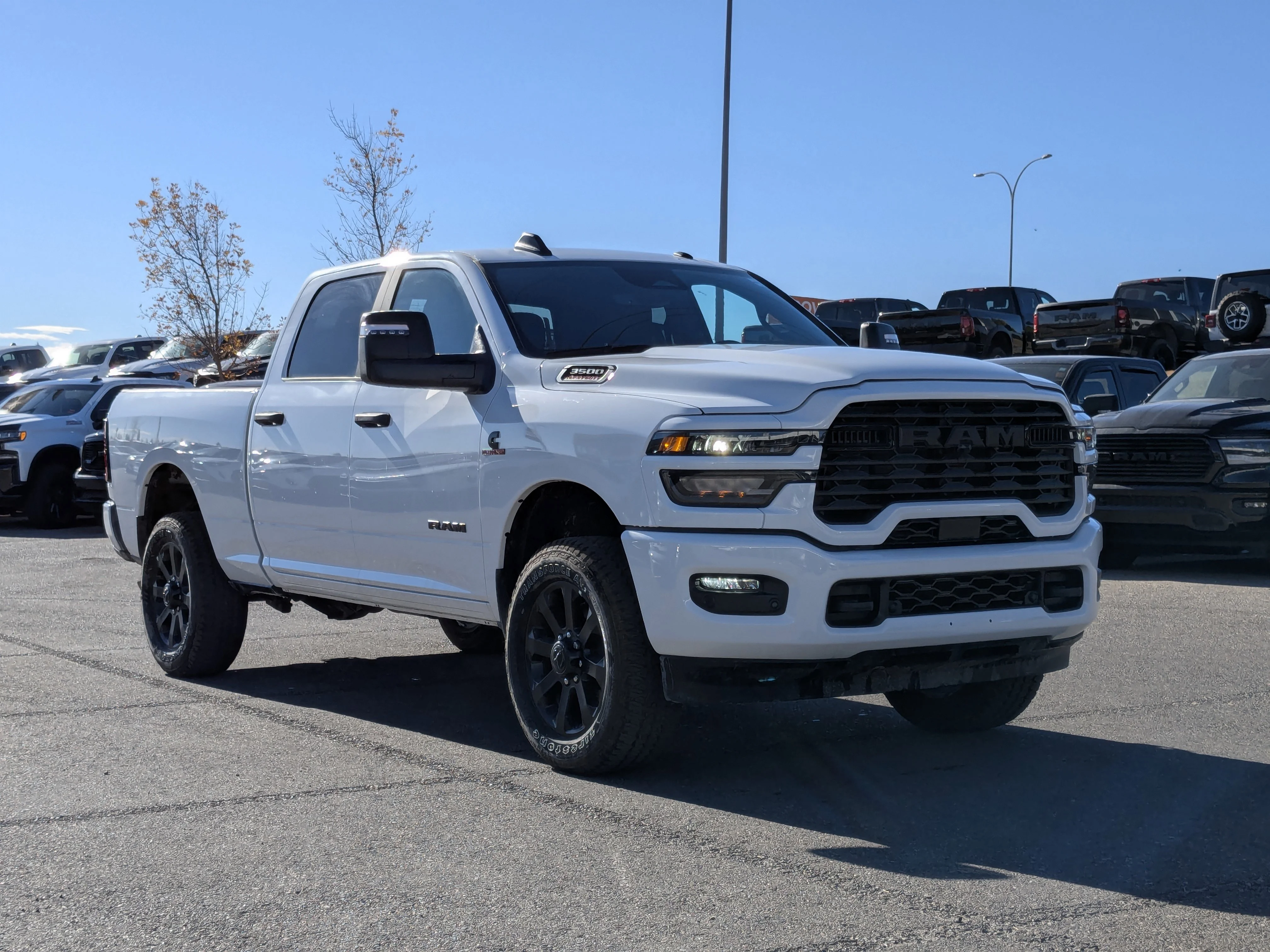 New 2026 White RAM Big Horn - 5th W & Gooseneck Prep - Level 1 Plus Grp - Cummins HO & Tons More! image 2