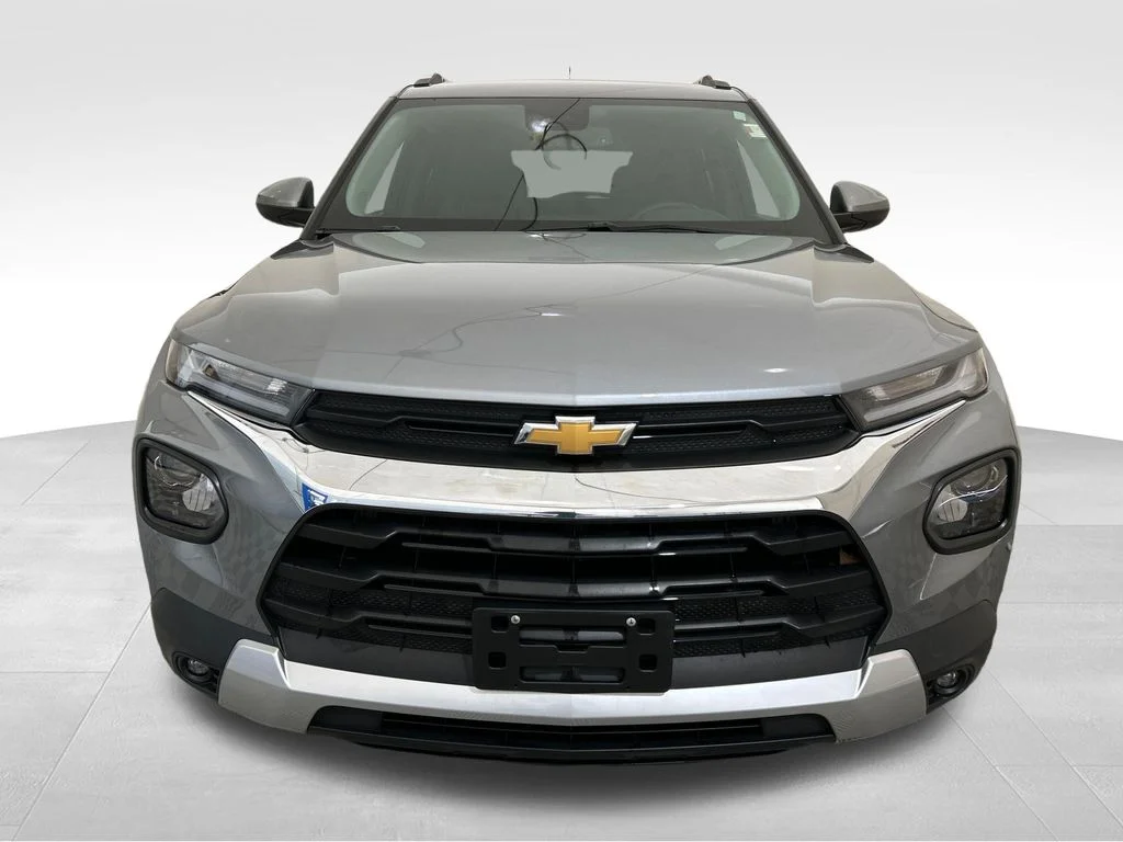 Used 2023 Gray Chevrolet LT image 9