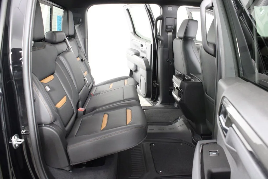 2026 GMC Sierra 1500 AT4 - Photo 13