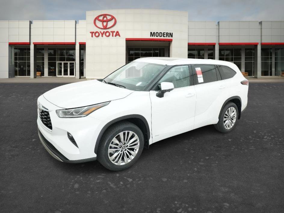 2026 Toyota Highlander Hybrid Platinum AWD's photo