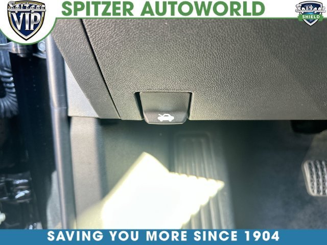 New 2027 Mosaic Black Metallic Chevrolet LT image 54