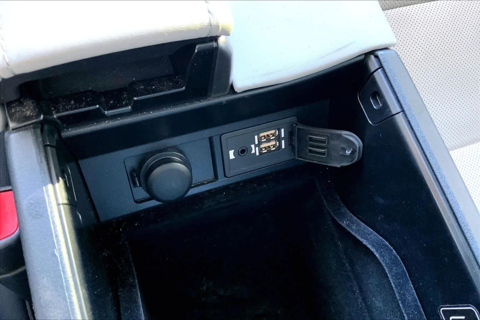 Used 2017 Atomic Silver Lexus  image 34