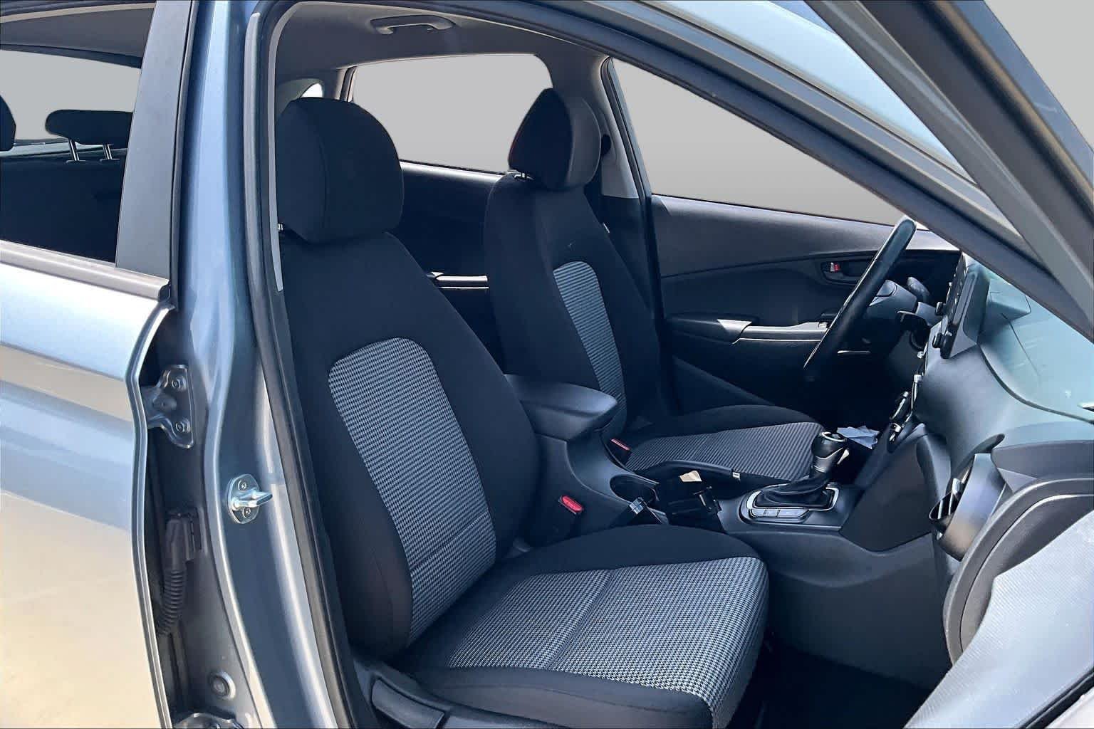 Used 2018 Sonic Silver Hyundai SEL image 9