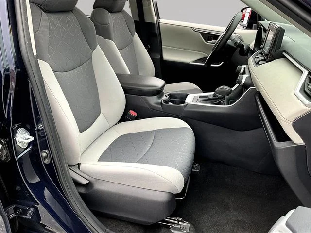 Used 2020 Blue Toyota XLE image 34
