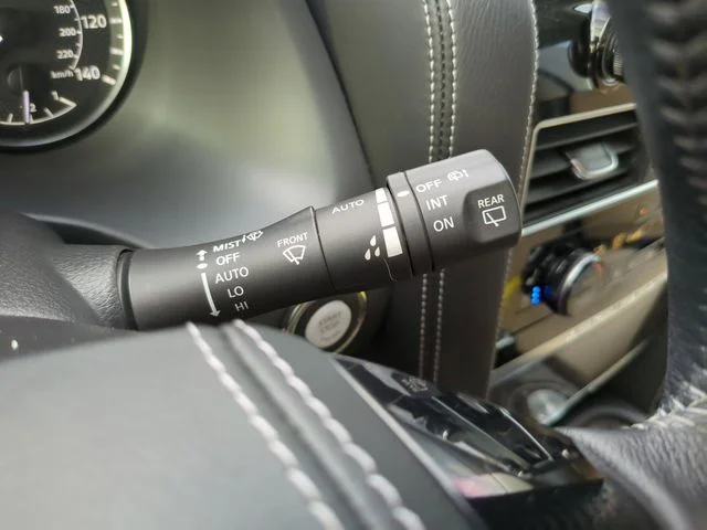 Certified Used 2022 Black Nissan Platinum image 35