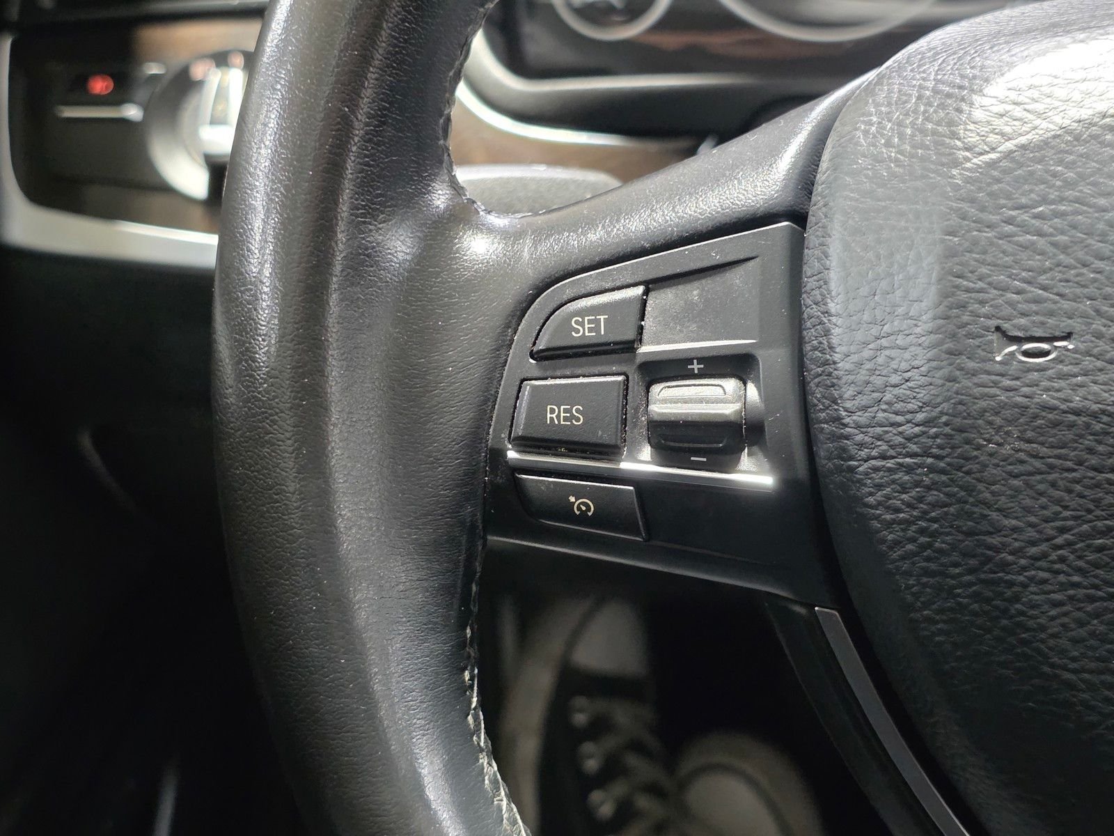 Used 2015 Jet Black BMW 528i image 30
