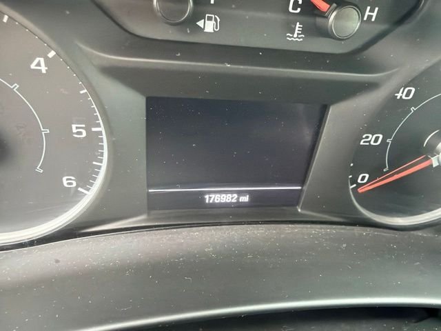 Used 2018 Coppertino Metallic GMC SLE image 5