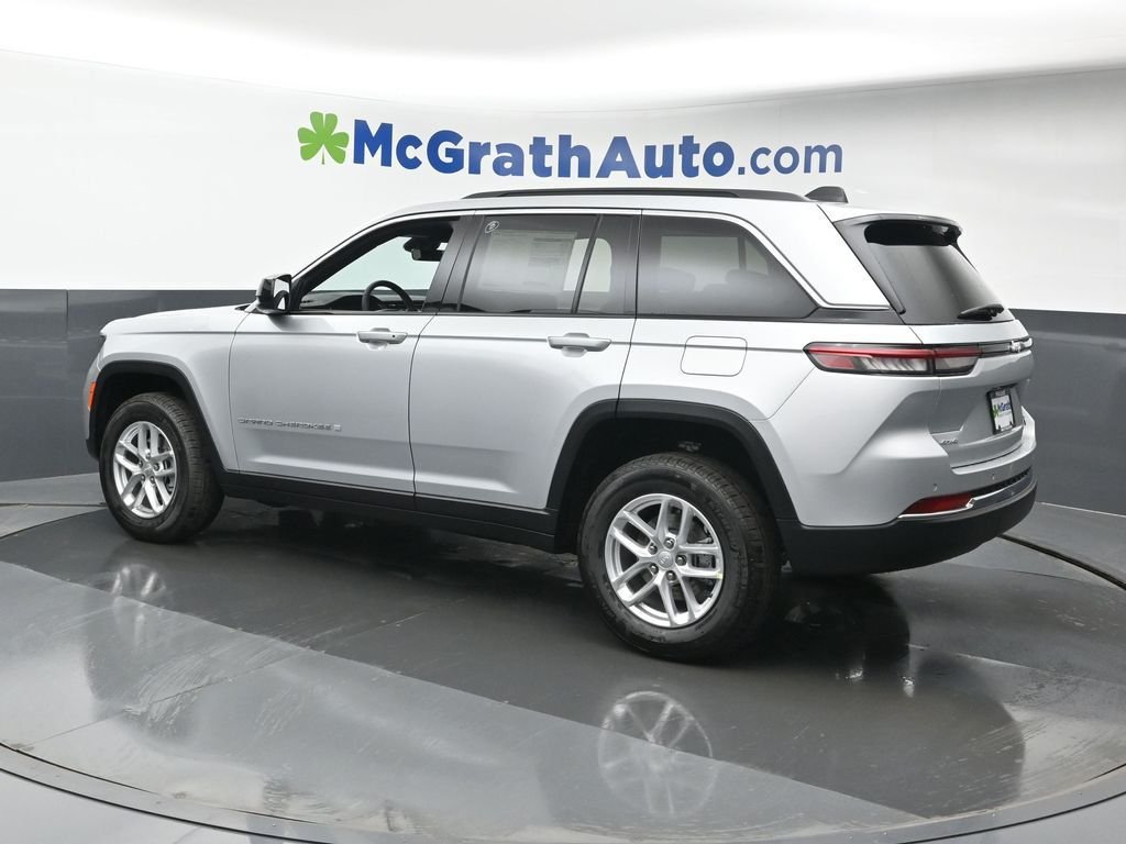 2025 Jeep Grand Cherokee Laredo - Photo 25