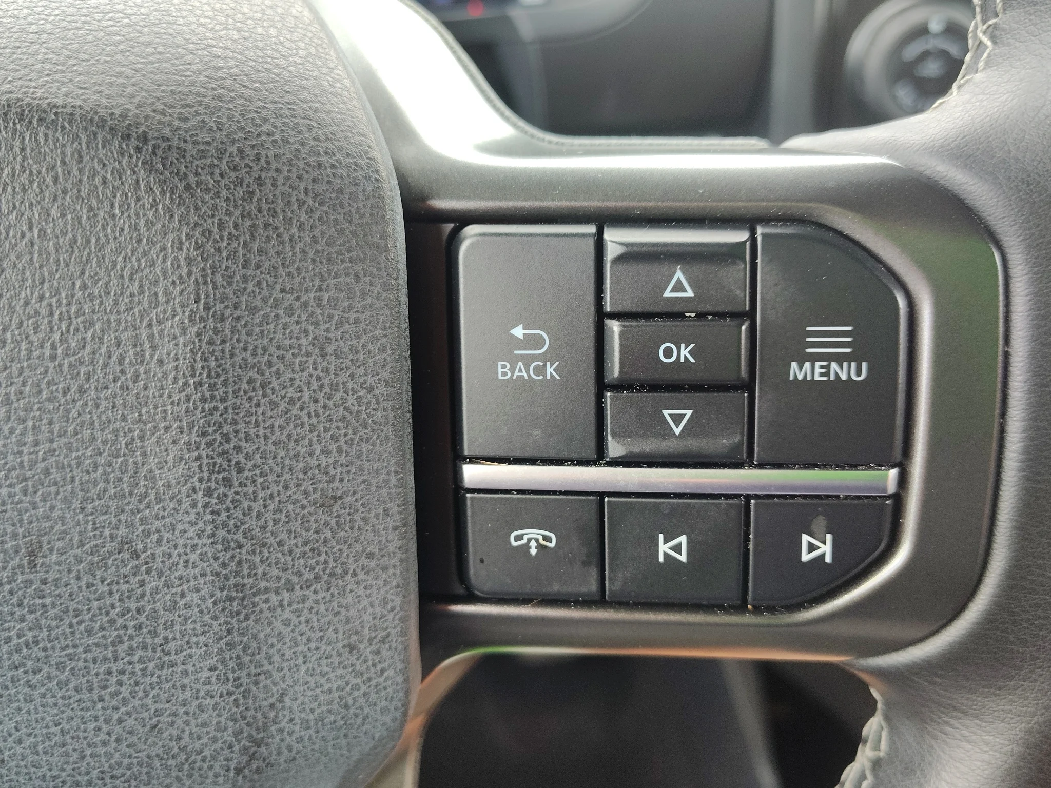 Used 2024 Agate Black Metallic Ford XLT image 20