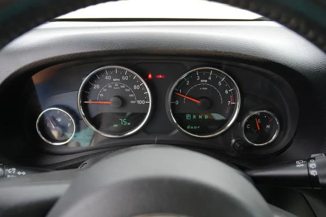 Used 2018 Black Jeep Unlimited Sahara image 14