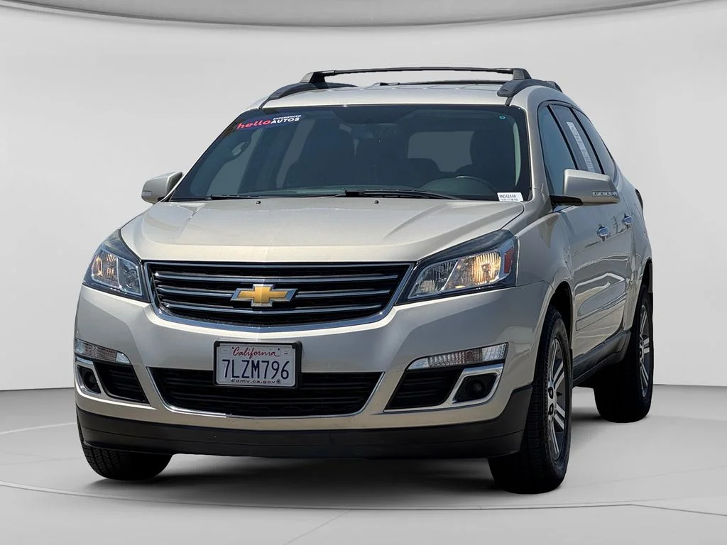 Used 2015 Gold Chevrolet 2LT image 6
