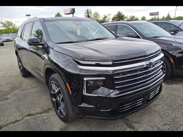 2025 Chevrolet Traverse AWD High Country's photo
