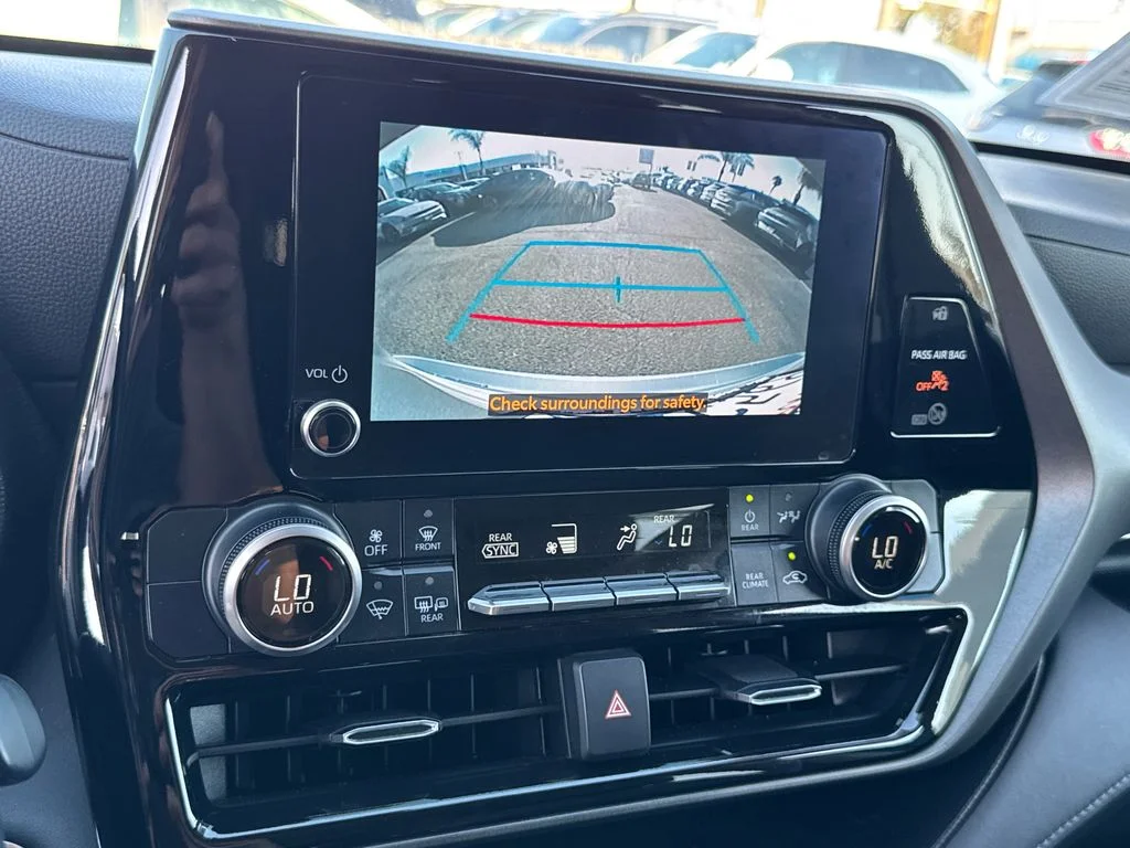 Used 2023 Silver Toyota LE image 30