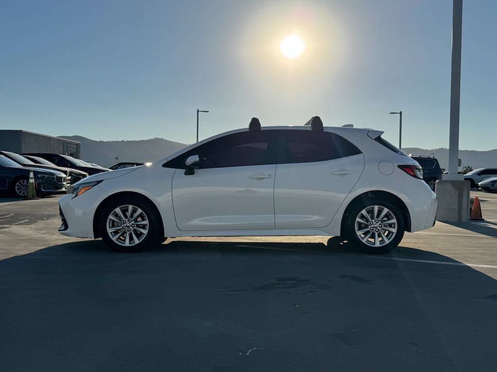 Used 2023 Ice Toyota SE image 7