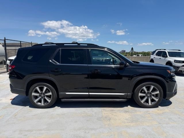 Used 2023 Black Honda Touring image 8
