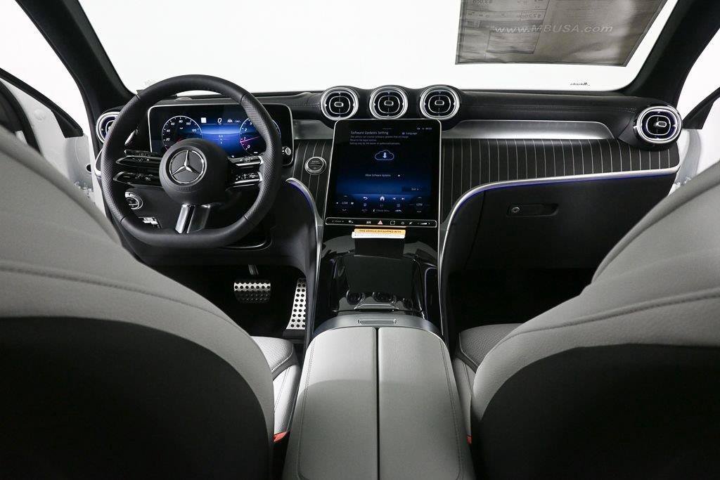 New 2027 Polar White Mercedes-Benz GLC 300 image 53