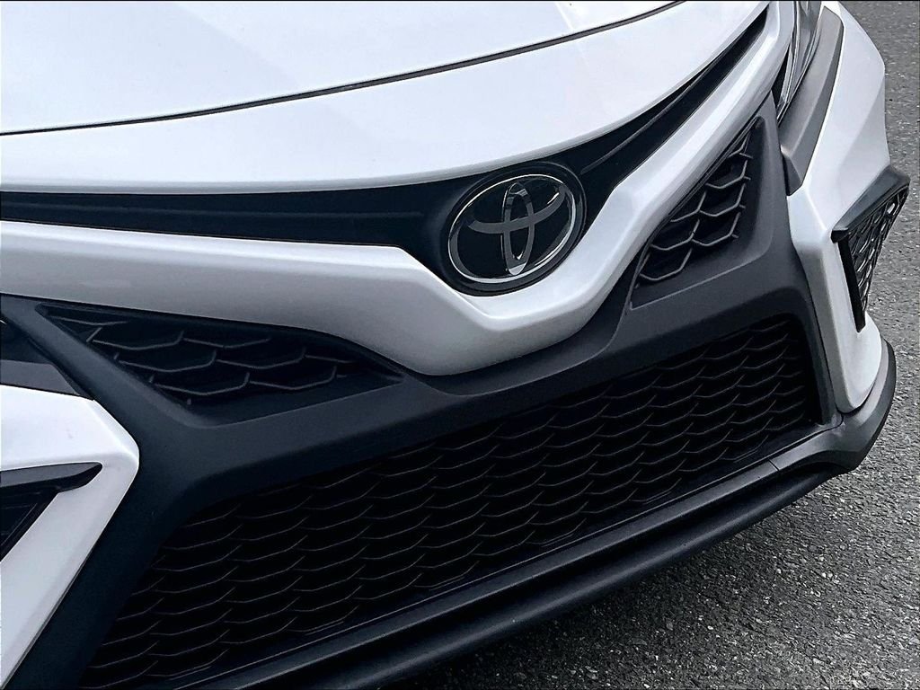Used 2023 White Toyota SE image 29