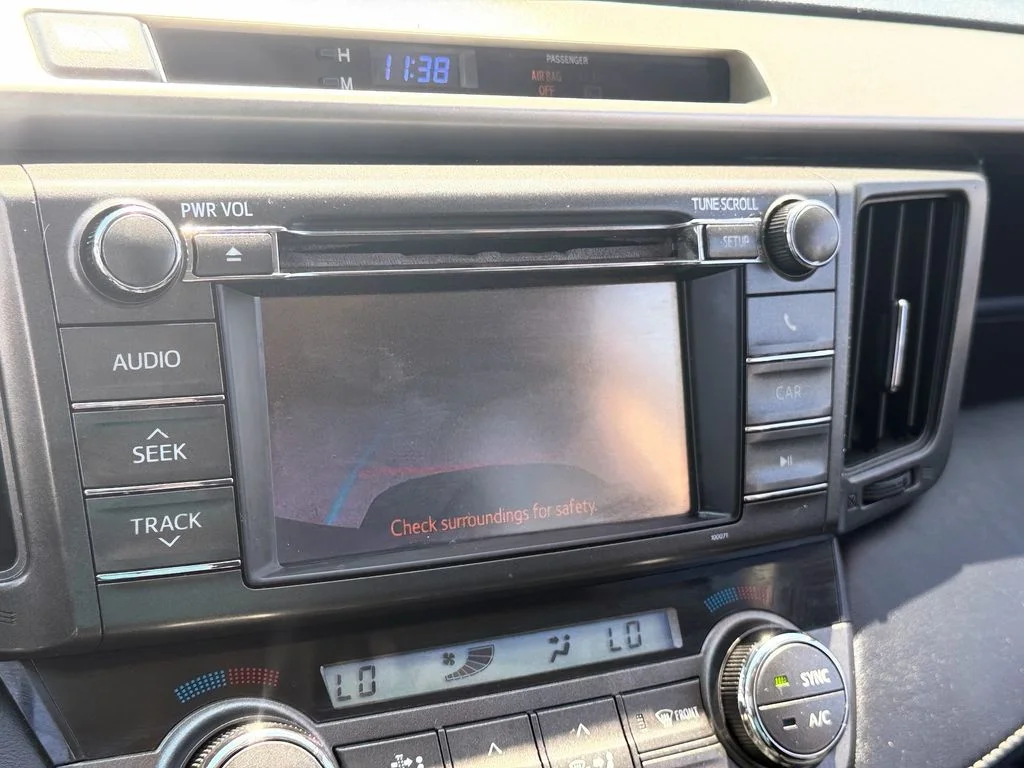 Used 2013 Gray Toyota XLE image 22